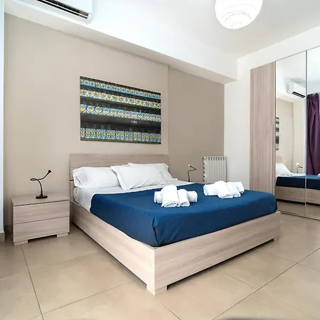 Palazzo Dei Delfini By Receptio Apartamento Catania