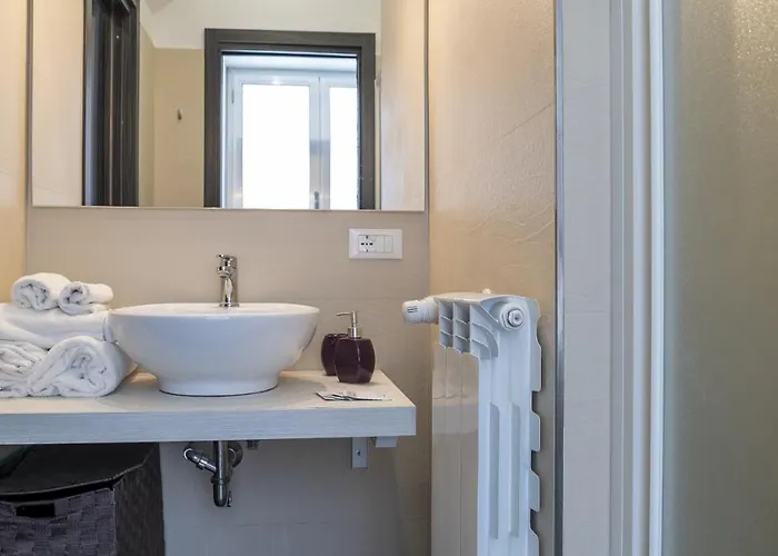 Palazzo Dei Delfini By Receptio *