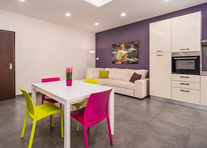 Palazzo Dei Delfini By Receptio *